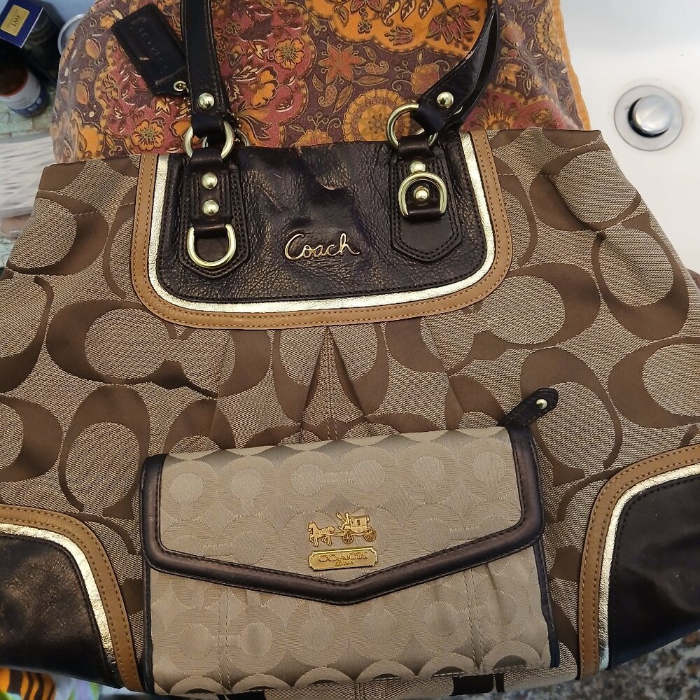 Vintage Coach Satchel & Wallet🤎